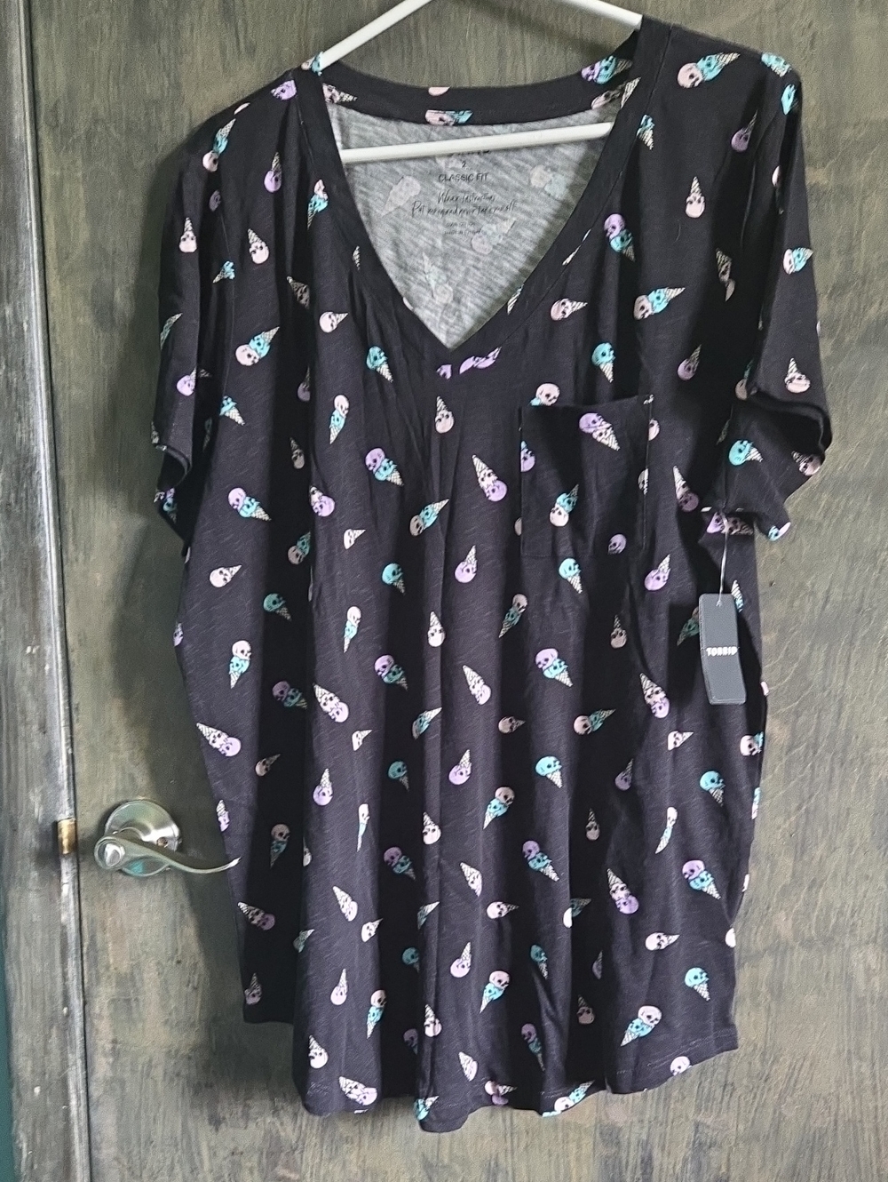 torrid Black V-Neck Tee with Pastel Ice Cream Print